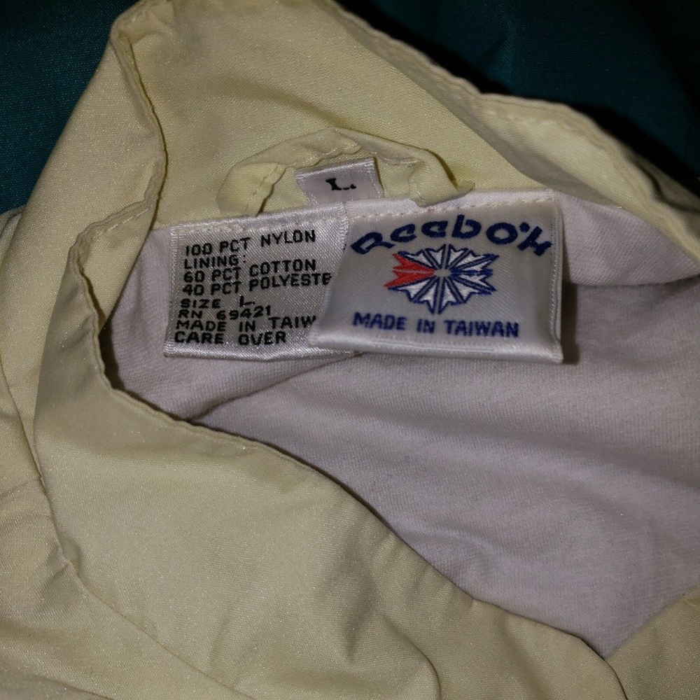 Vintage Reebok - Picture 3 of 3